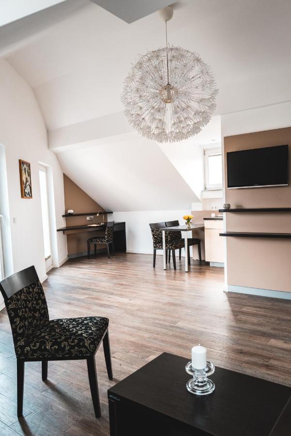 Hotel Restaurant Zur Post Bonn Exteriör bild