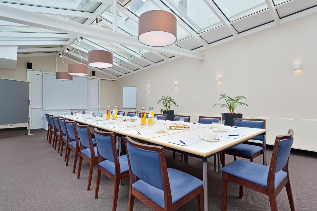 Hotel Restaurant Zur Post Bonn Exteriör bild