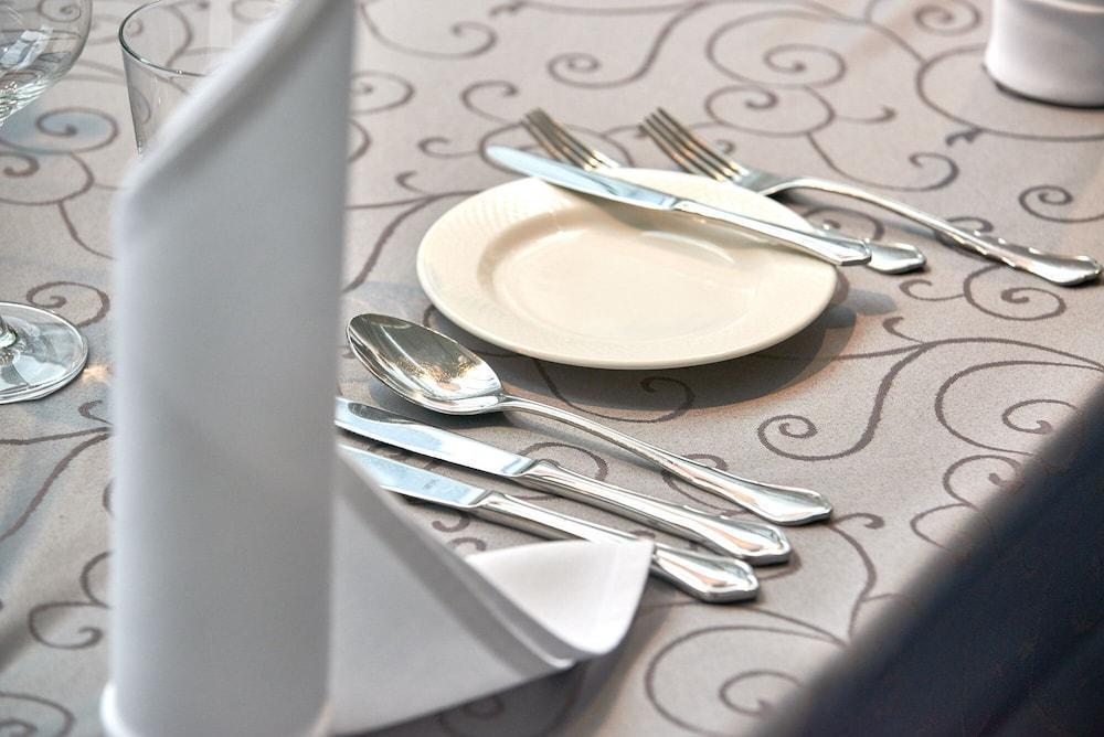Hotel Restaurant Zur Post Bonn Exteriör bild