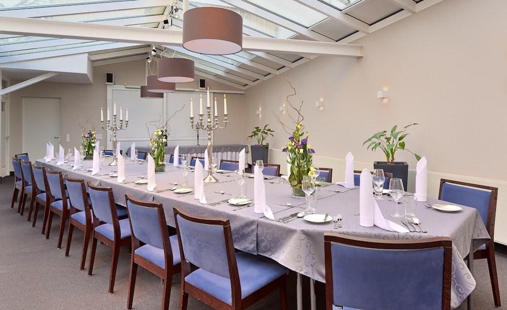 Hotel Restaurant Zur Post Bonn Exteriör bild