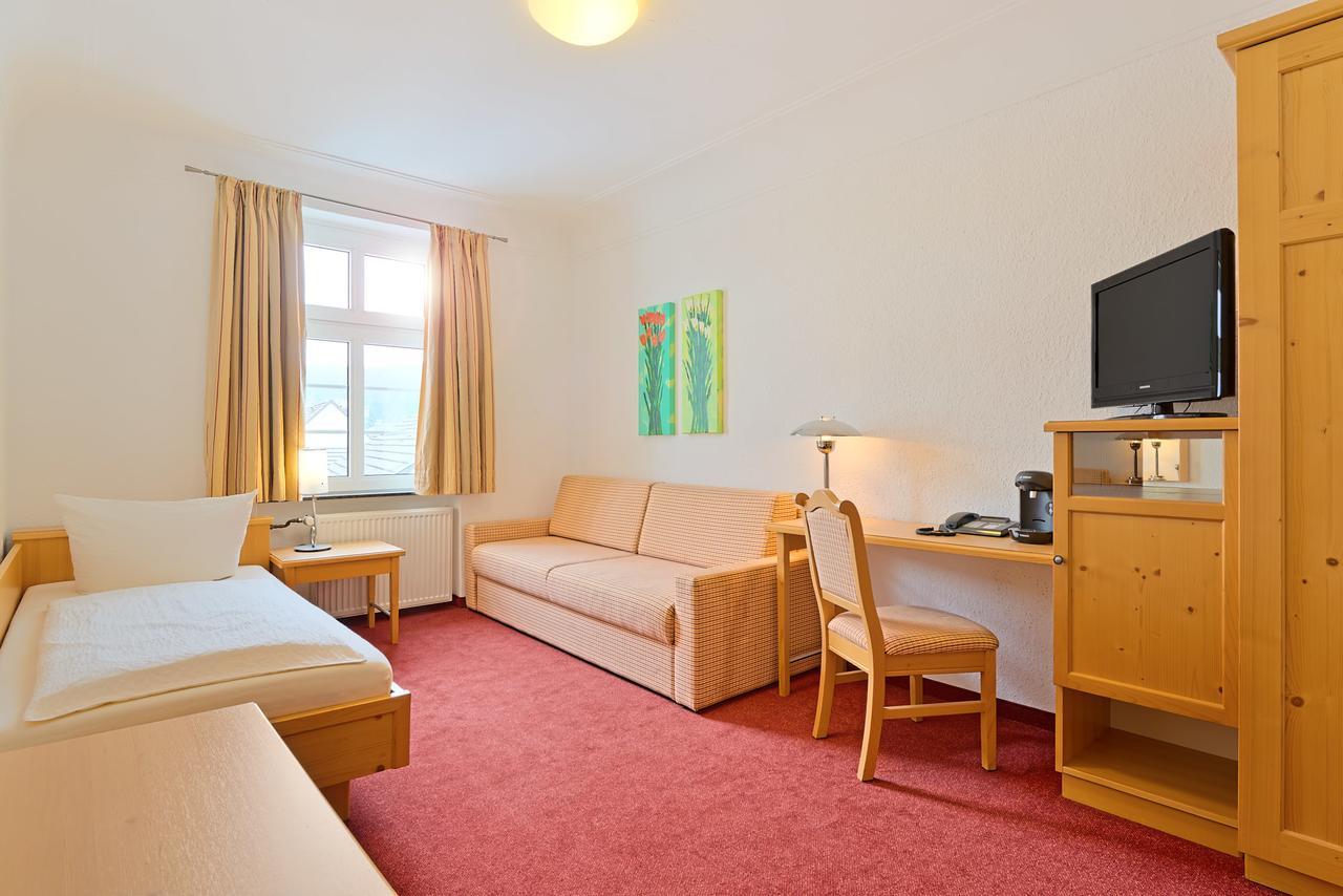 Hotel Restaurant Zur Post Bonn Exteriör bild